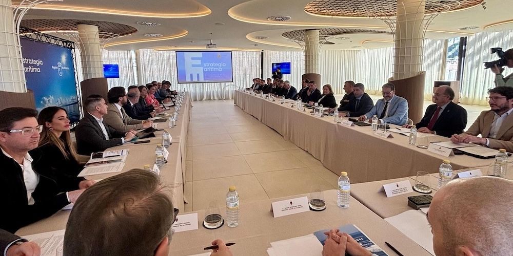 Durante el encuentro, se ha planteado crear un grupo de trabajo para fomentar las vocaciones marítimas.