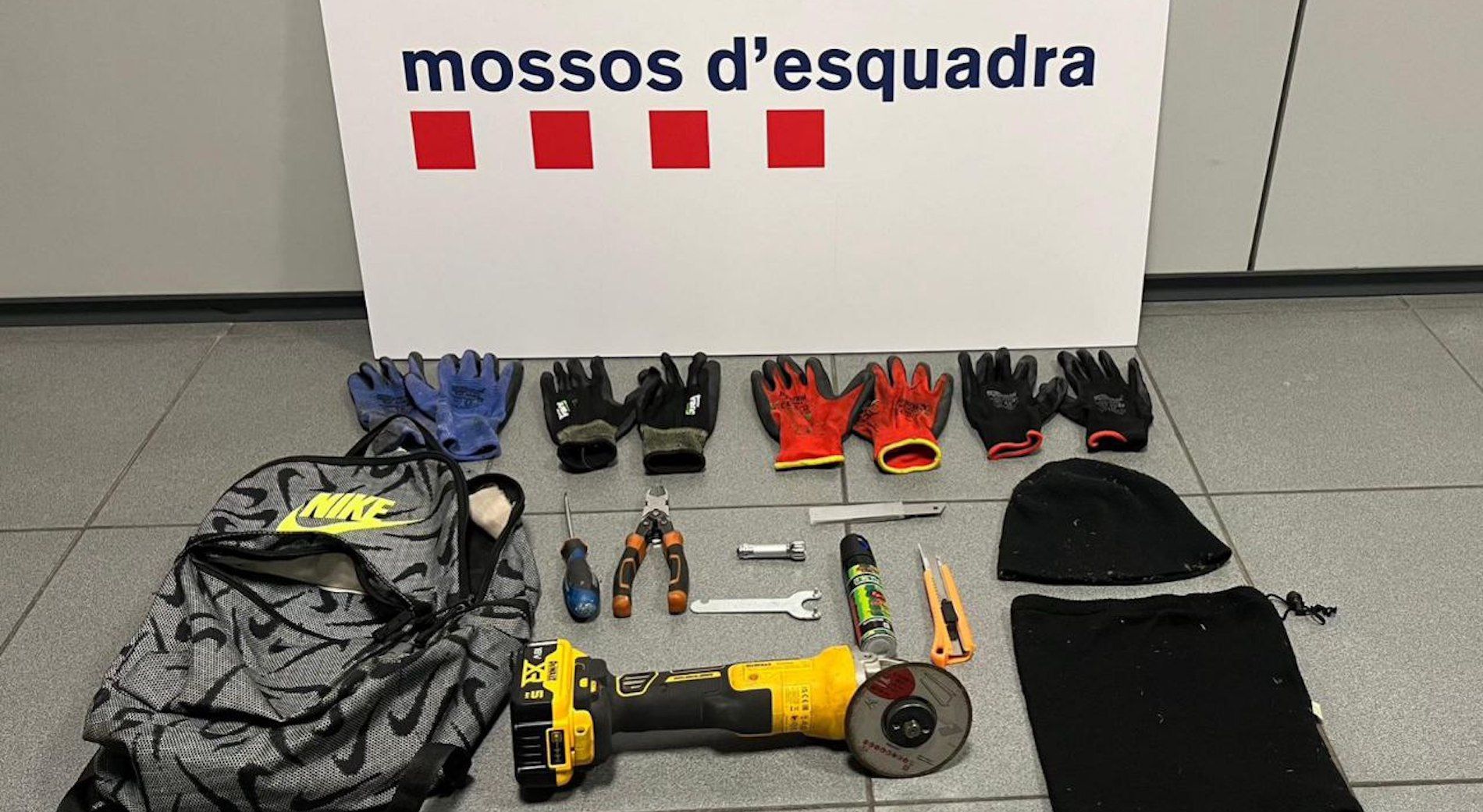 En la actuación se ha intervenido el equipo utilizado.