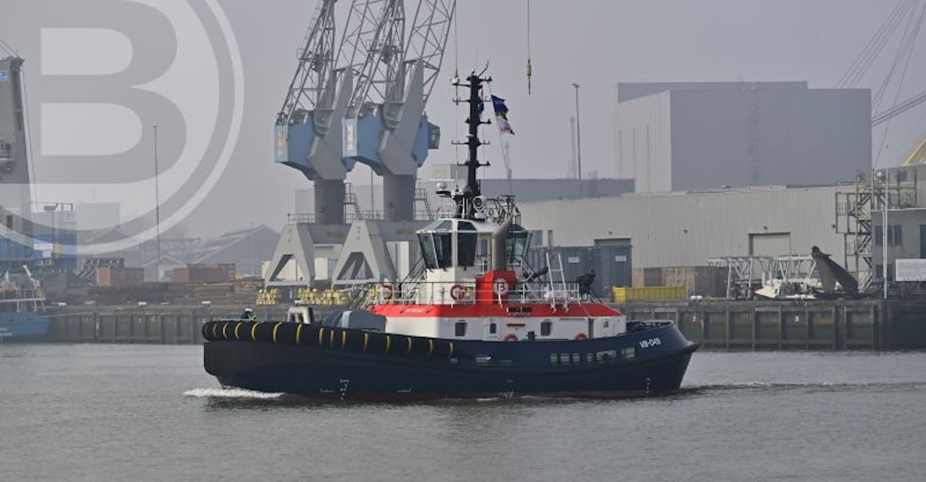 remolcador VB Foxtrot puerto Roterdam