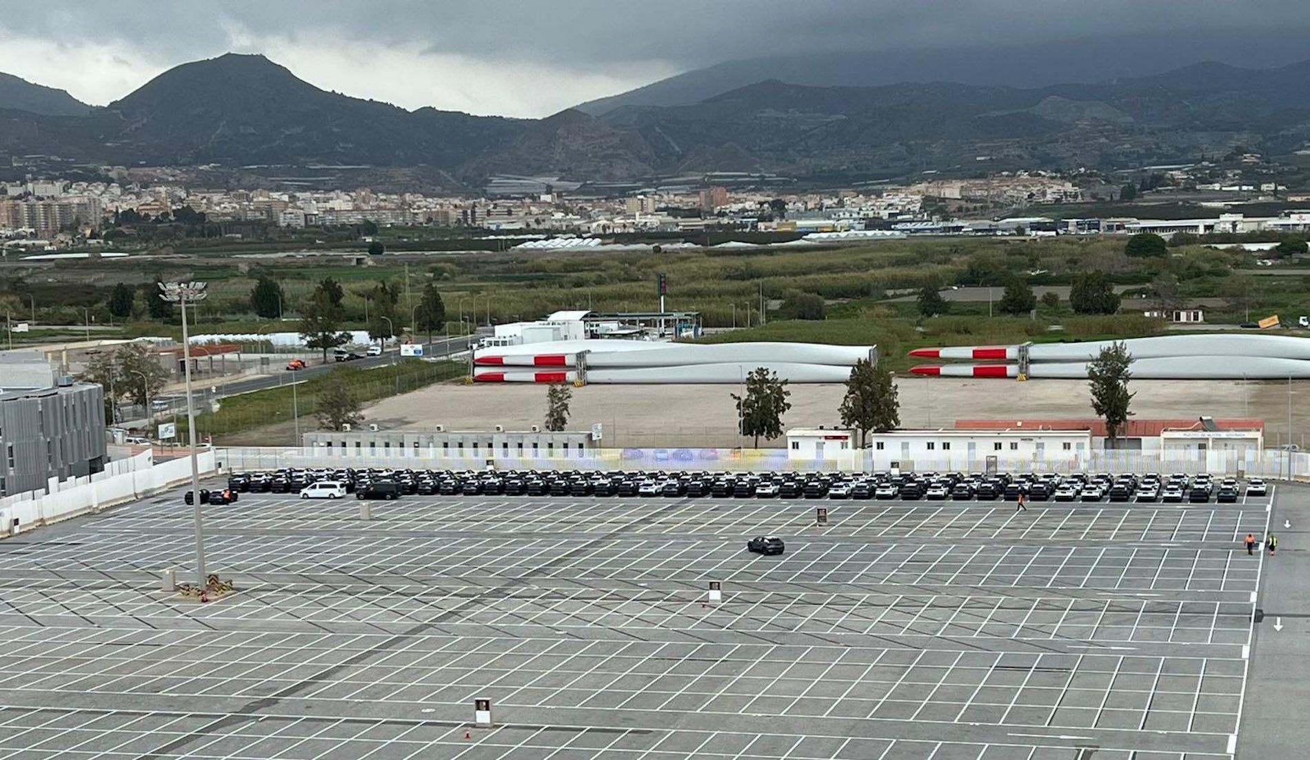 coches puerto Motril trafico automocion Noatum