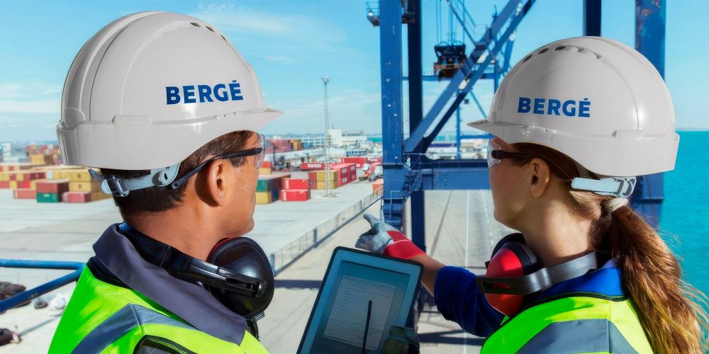 operarios berge terminal portuaria 20 1000x500 Topaz Gigapixel, escala 2x operarios berge terminal portuaria 20 1000x500 Topaz Gigapixel, escala 2x