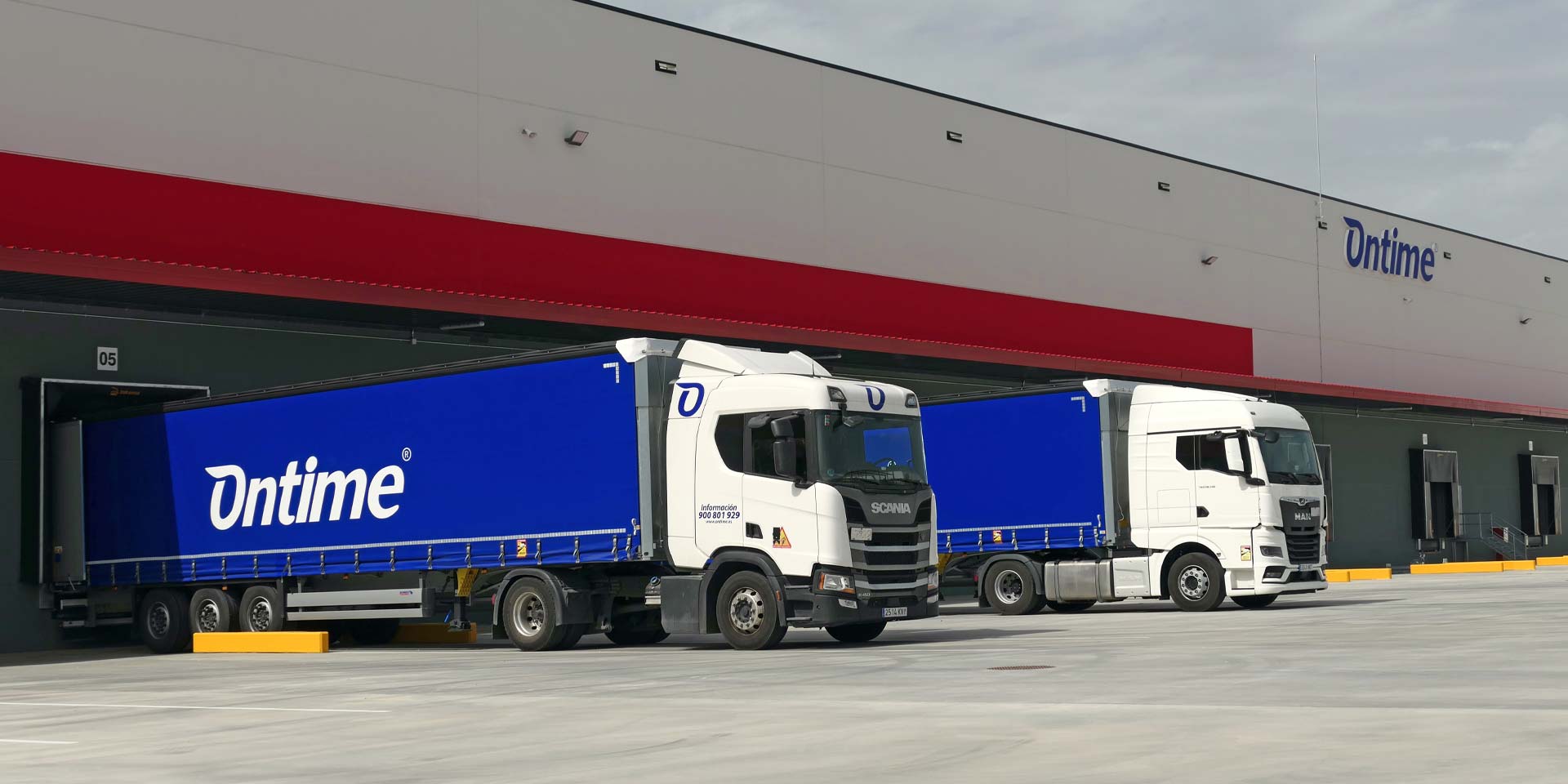 camiones en Bridgestone Centro Logístico Burgos 5