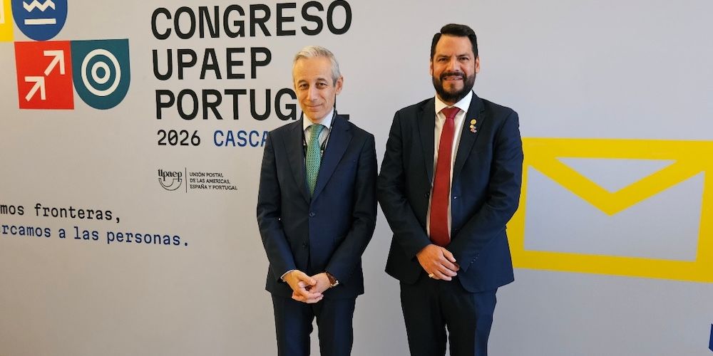 Rafael Guerra se ha reunido con el secretario general de la Unión Postal internacional, Franklin Castro.