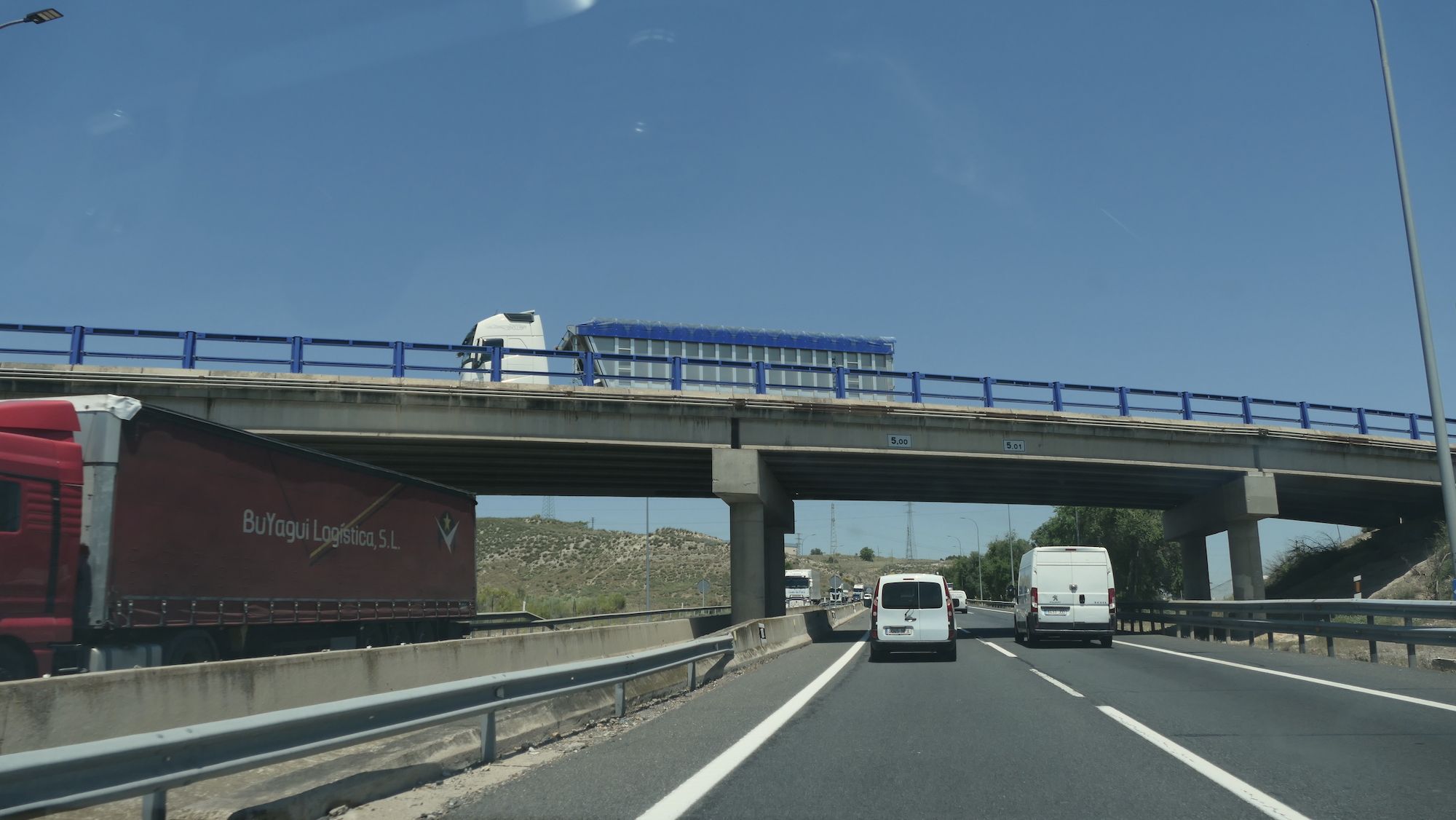 Las carreteras tienen el cuadro de restricciones típico del verano.