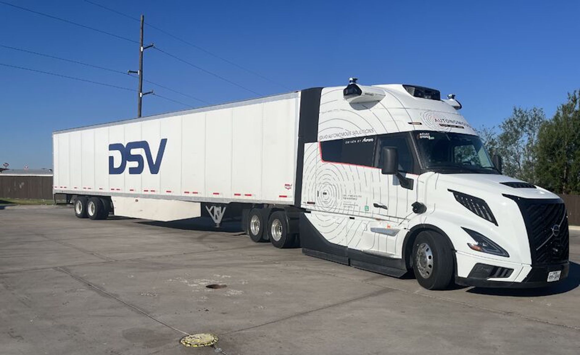 Los vehículos cubren una ruta entre almacenes de Dallas, Fort Worth y Houston.