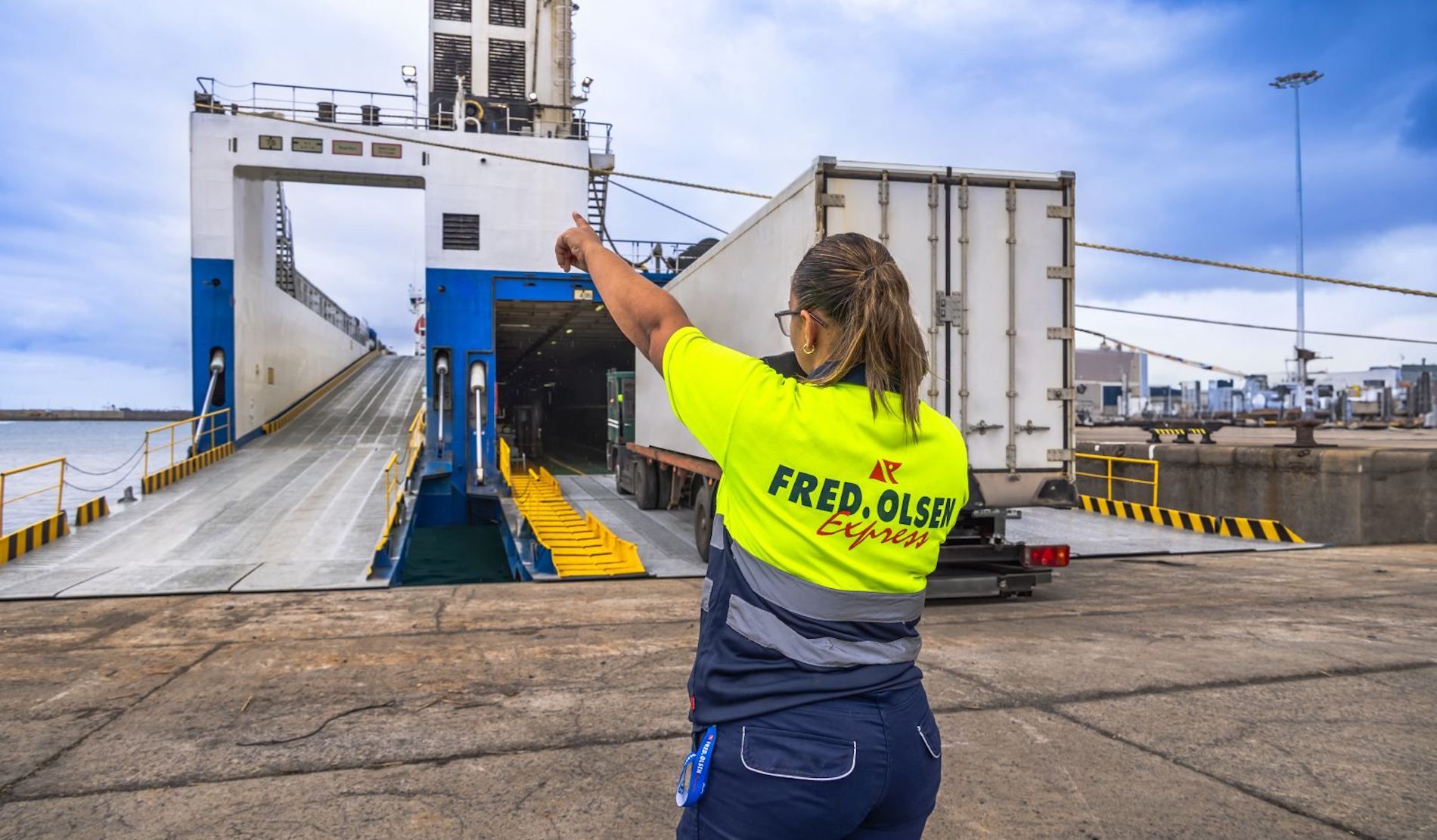 operativa carga rodada Fred Olsen