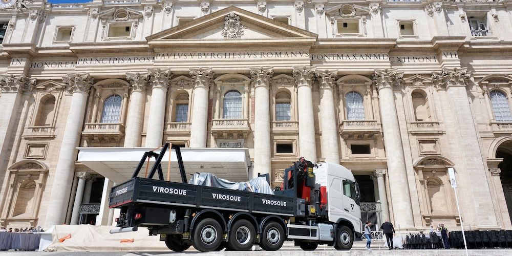Virosque traslado campana Vaticano