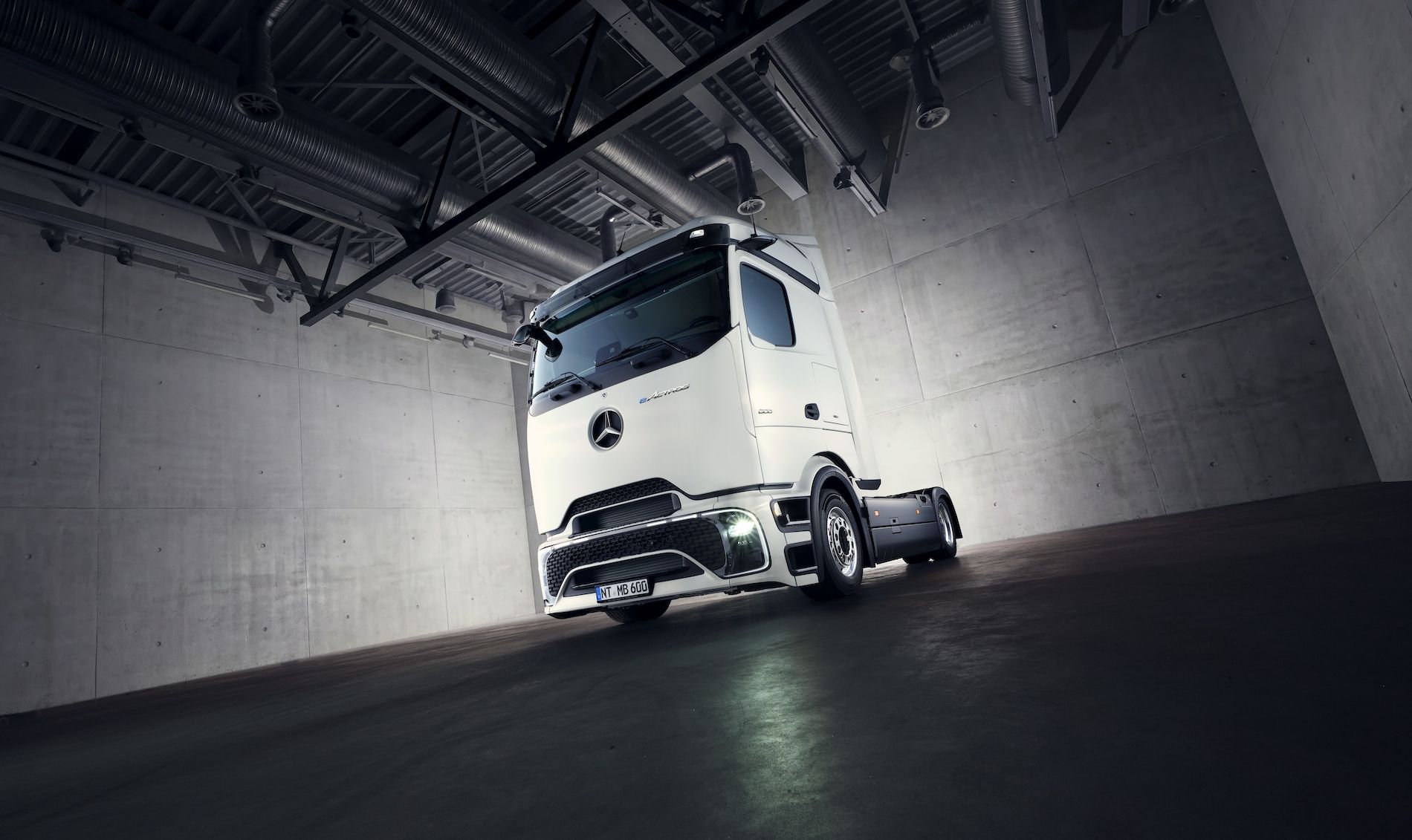 Mercedes eActros Lowliner Mercedes eActros Lowliner