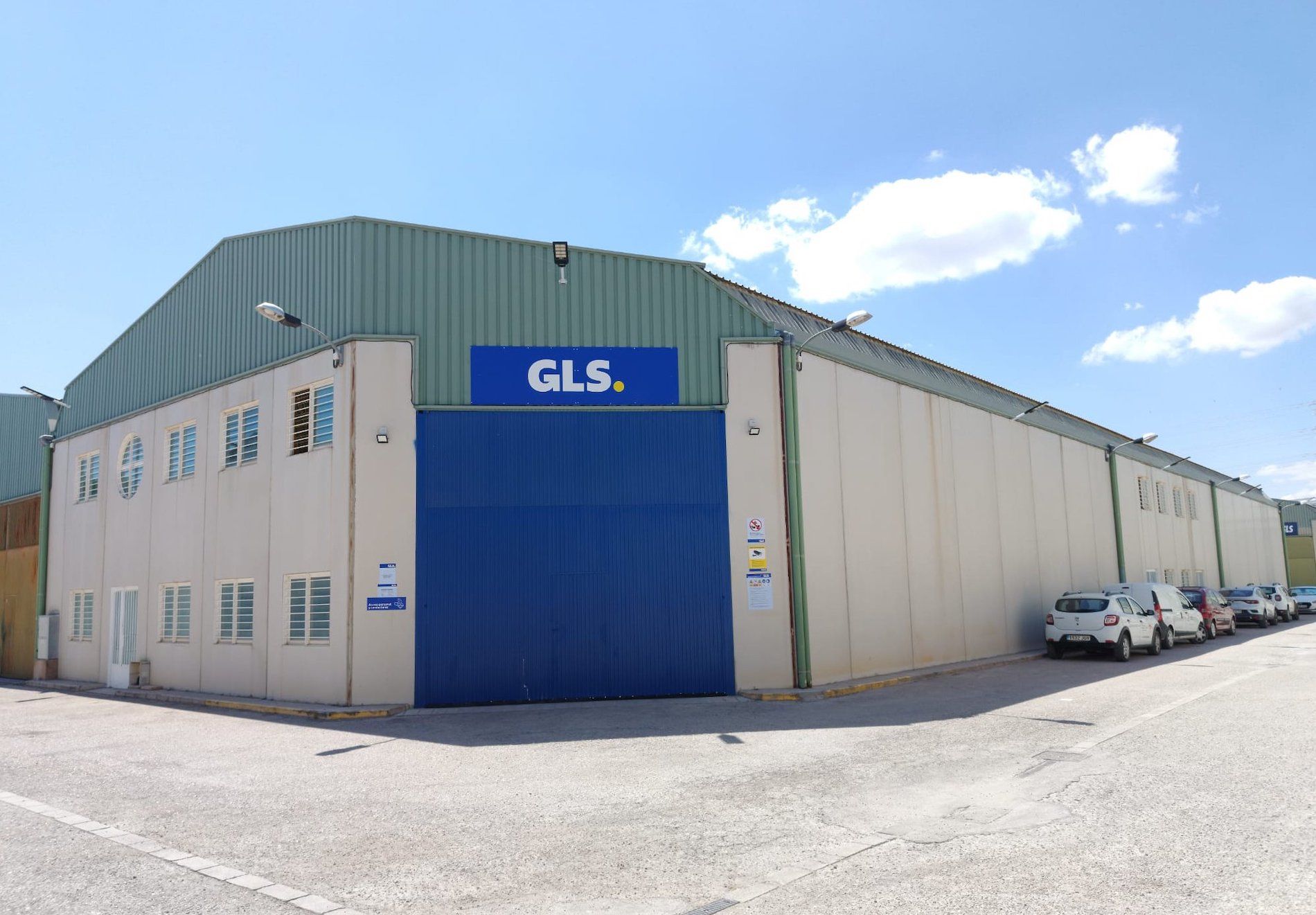 GLS nave Albacete