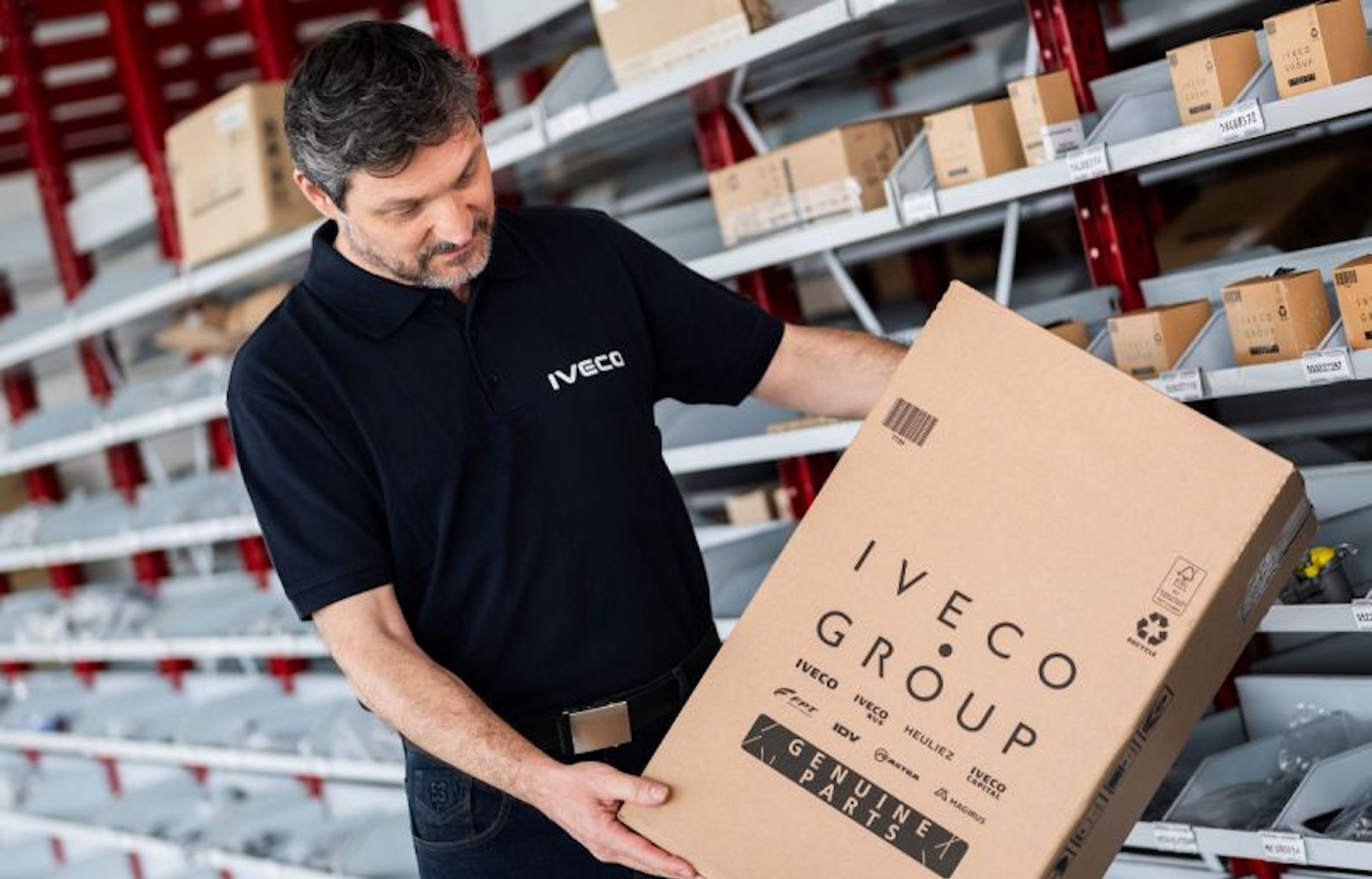 iveco recambios operario almacen