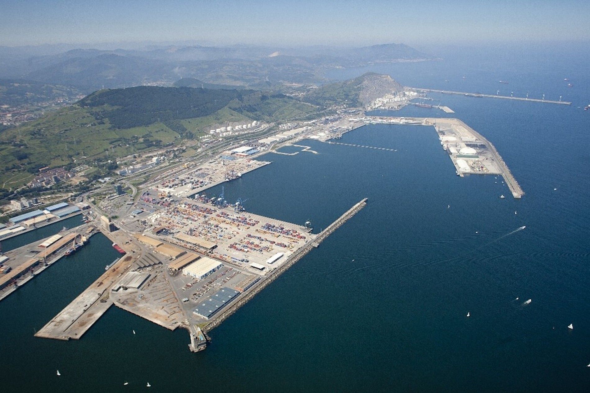 foto aerea puerto Bilbao