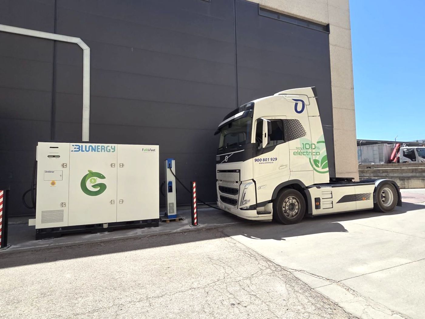 cargador sede Madrid Ontime