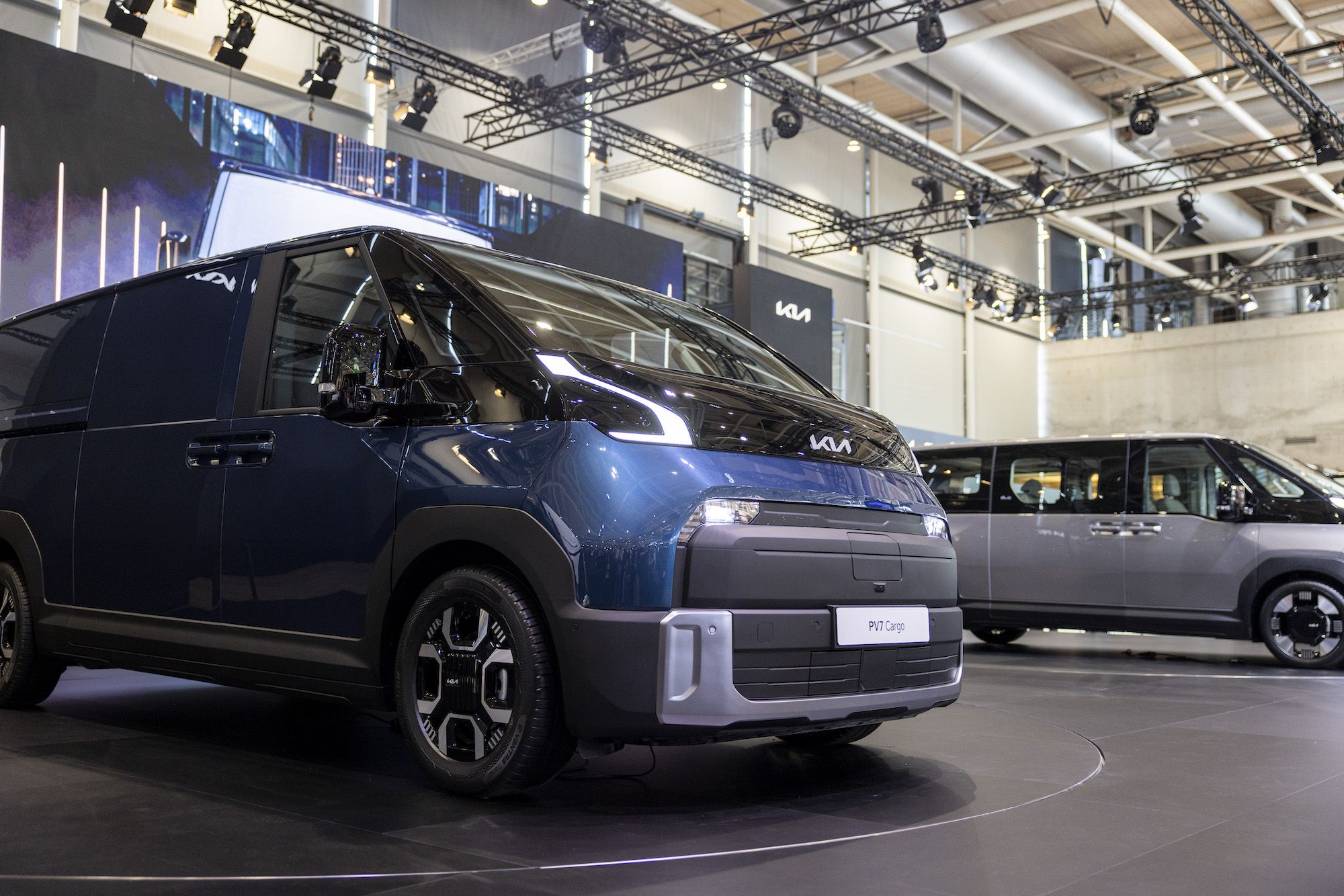 El PV7 estará disponible en Europa en el segundo semestre de 2027.