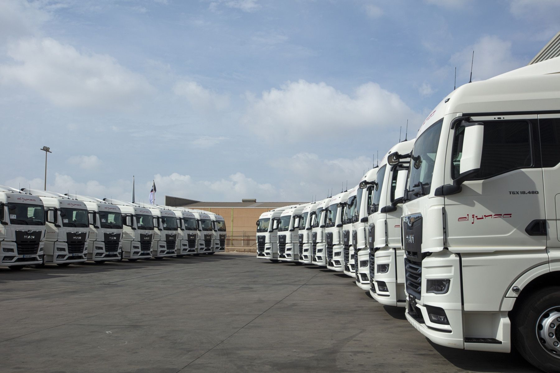 Camiones MAN Transportes El Junza Camiones MAN Transportes El Junza