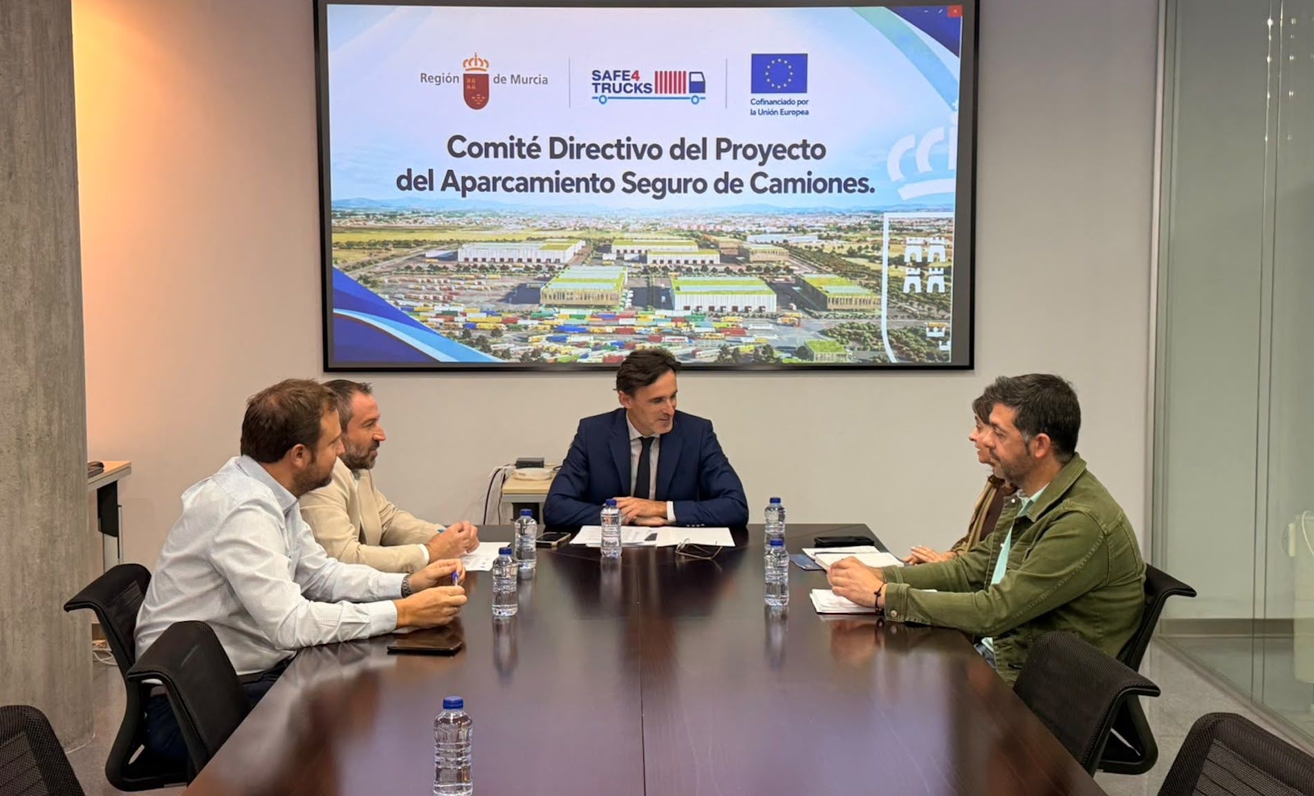La instalación habilitará 261 plazas de aparcamiento seguro para camiones.