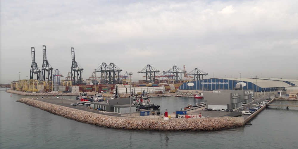 terminal maritima graneles y terminla contenedores puerto valencia
