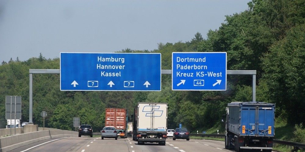 trafico-carretera-camiones-autopista-Alemania