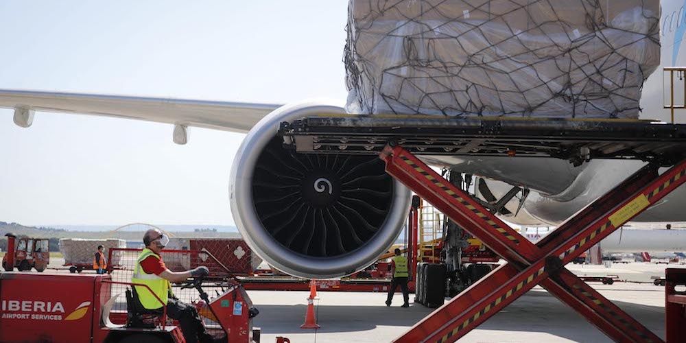 Avión con material sanitario para la Comunidad de Madrid