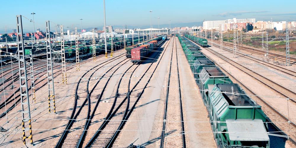 Terminal-ferroviaria-Valencia-Fuente-San-Luis