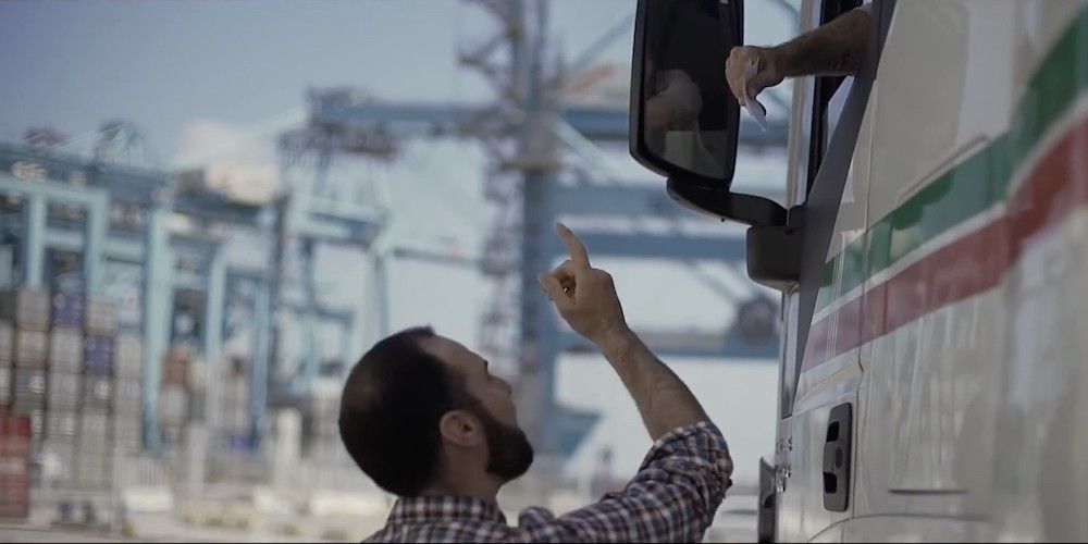 camion entrada puerto Algeciras conductor entrega recibo