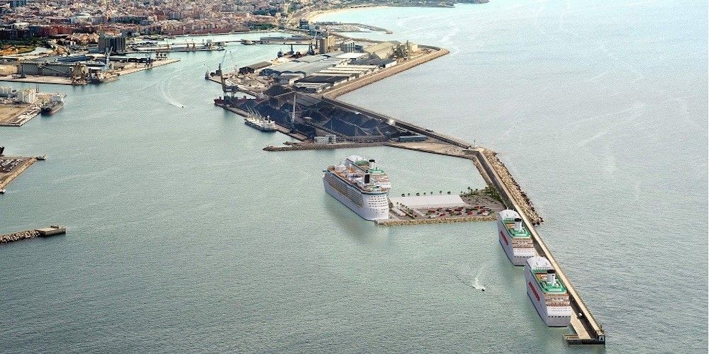 Cruceros Muelle Baleares puerto Tarragona recreacion