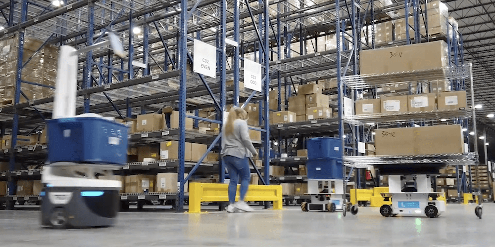 locus robotics en almacen locus robotics en almacen