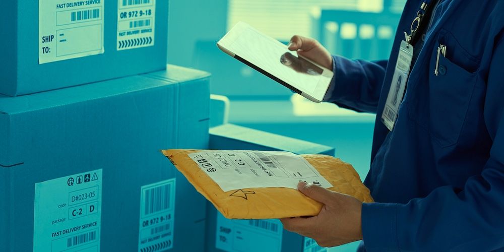 Amazon Business ecommerce entrega paquete