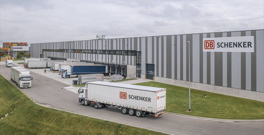DB Schenker camiones plataforma