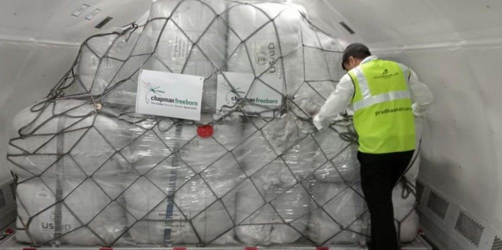 Carga aerea ayuda humanitaria Chapman Freeborn