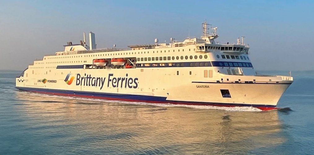 ferry santona brittany ferries fuente puerto santander twitter