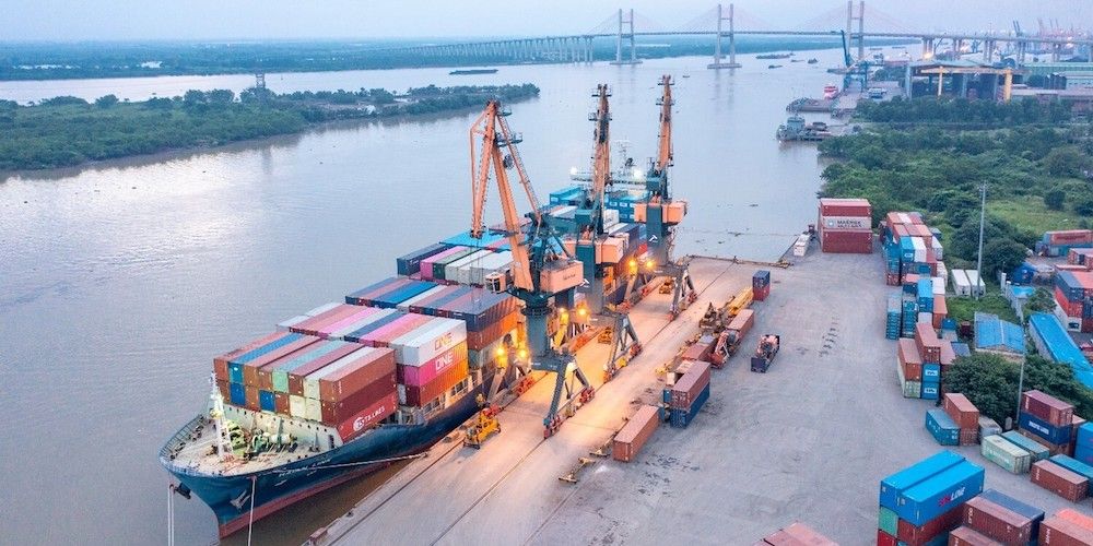 ZIM Integrated Shipping en terminal