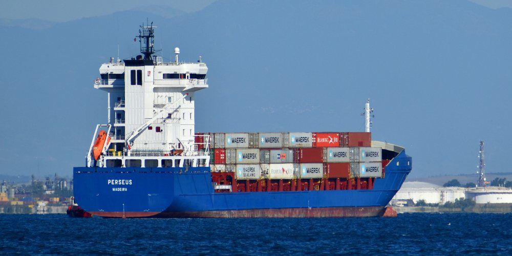 contenedores-buque-transporte-mar
