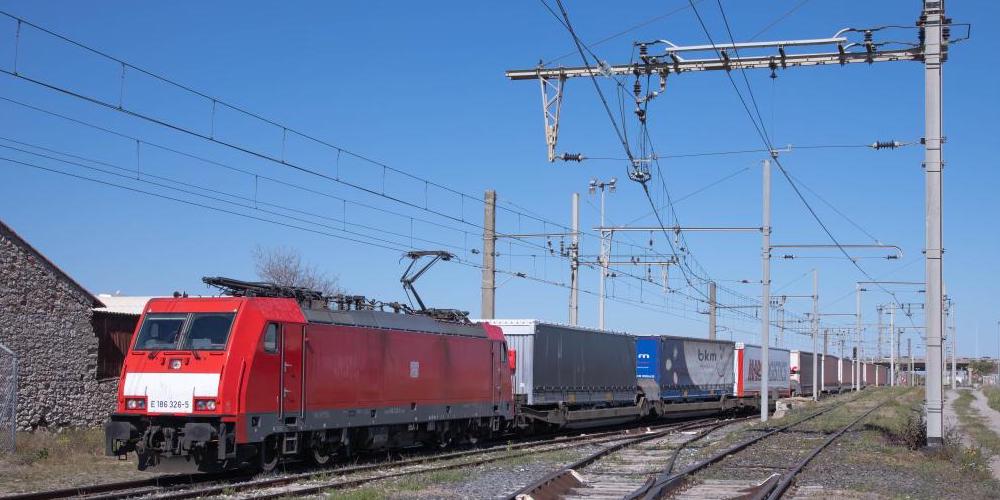 tren de VIIA con traccion de DB Cargo