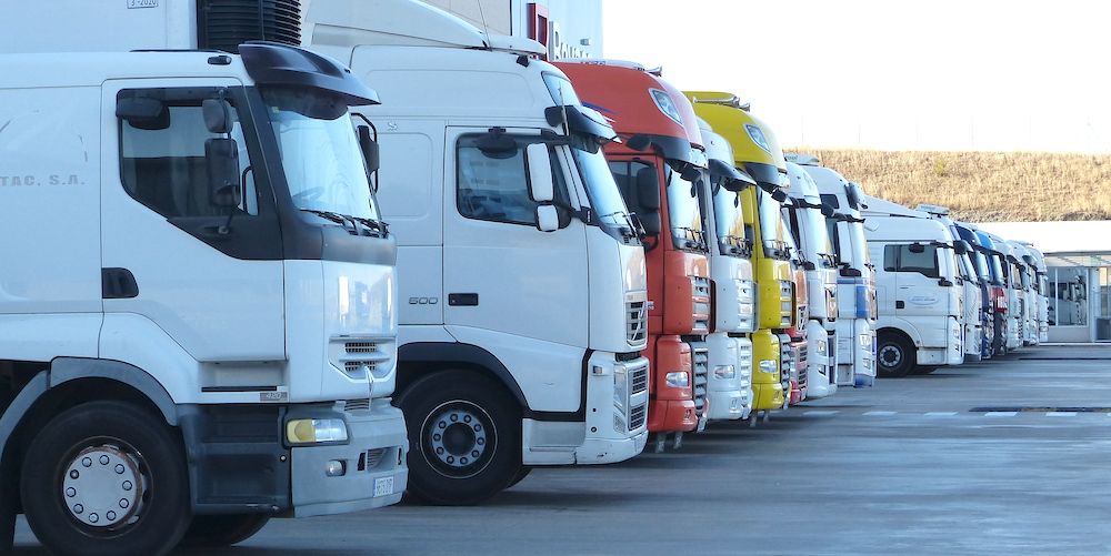 camiones transporte carretera