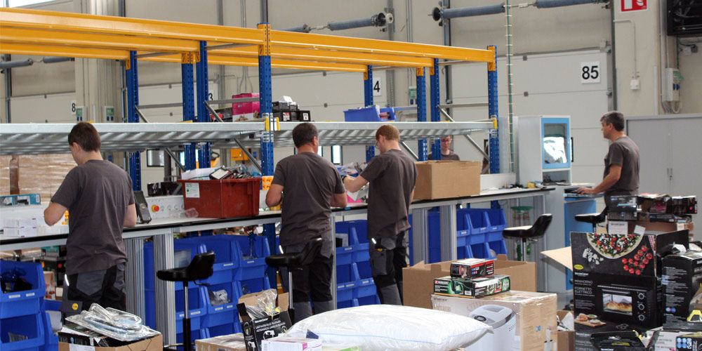 Procesado-logístico-en-una-nave