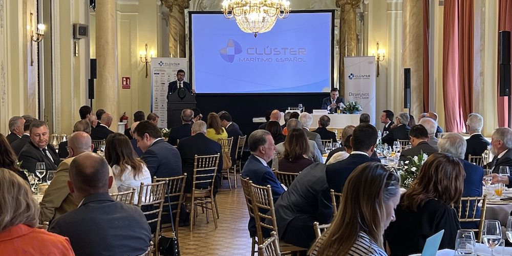 desayuno CME con Alvaro Rodriguez Dapena