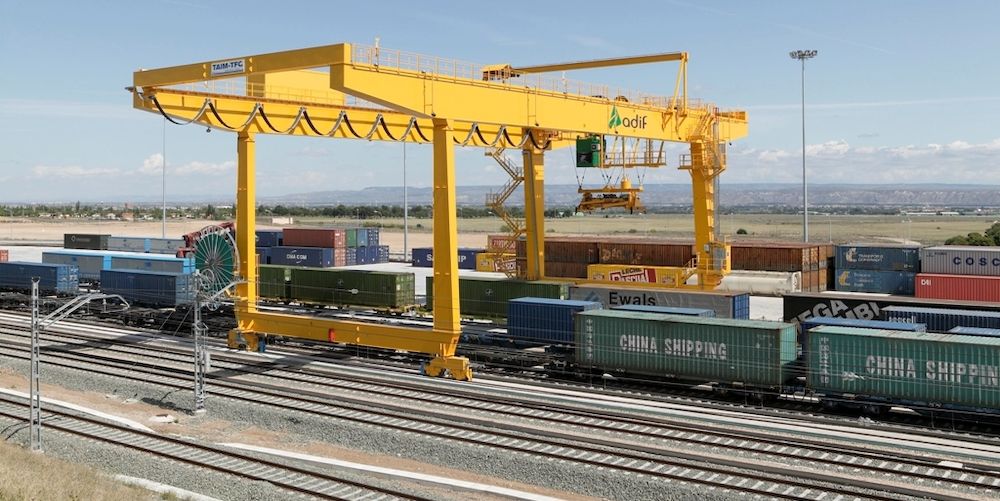 terminal Adif zaragoza plaza