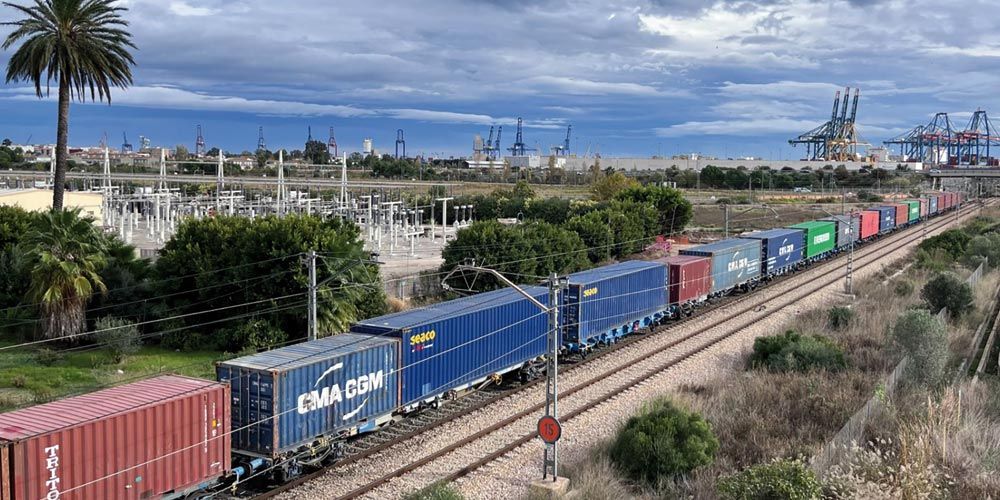 Trenes-puerto-Valencia Trenes-puerto-Valencia