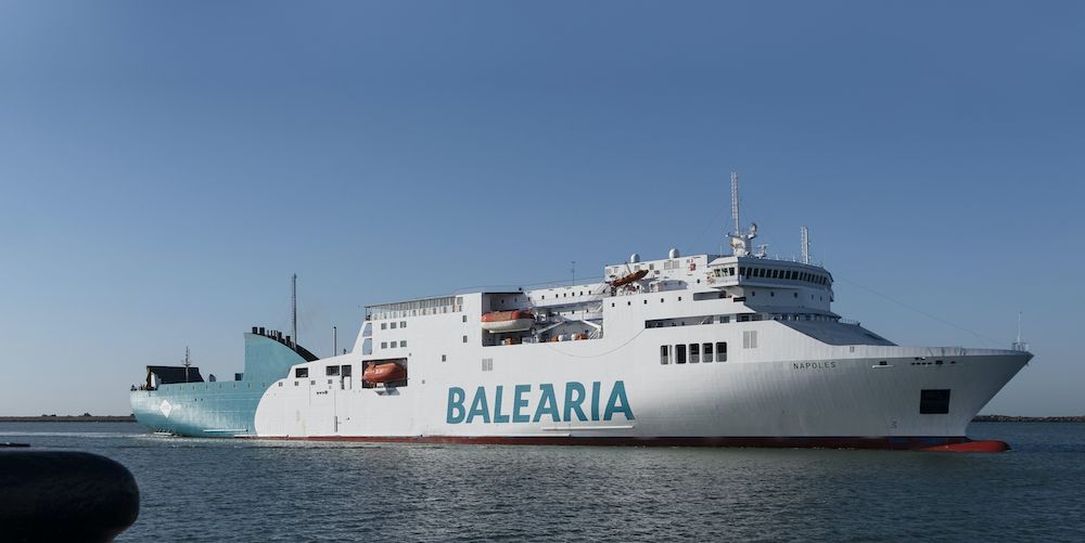 Balearia ferry Napoles