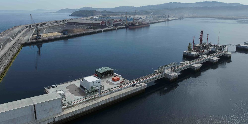 El proyecto implicaría a los puertos exteriores de La Coruña y Ferrol.