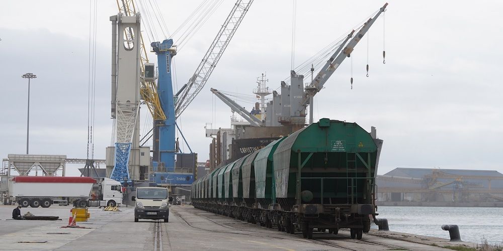 transporte ferroviario puerto Tarragona