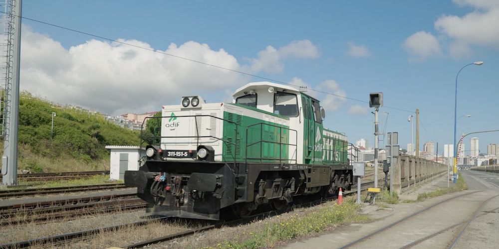 locomotora maniobras Adif