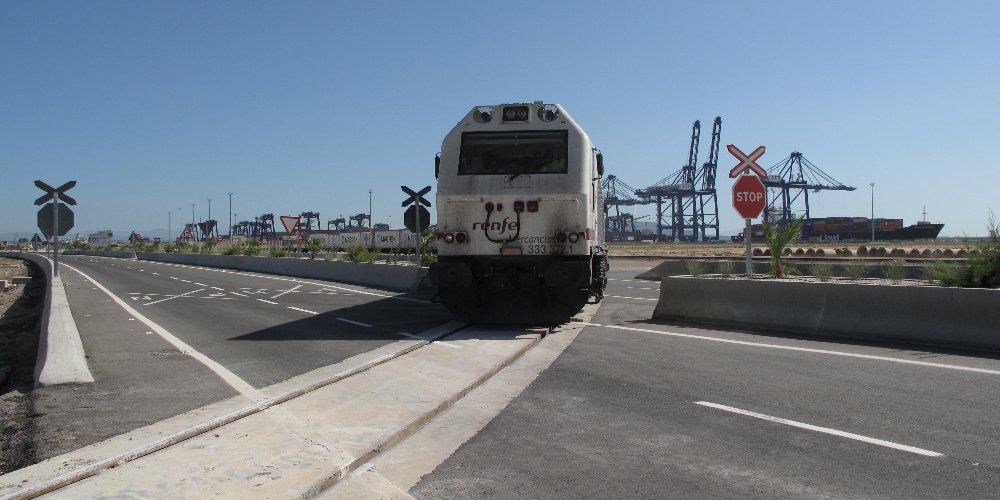Intersecciones especiales tren puerto algeciras