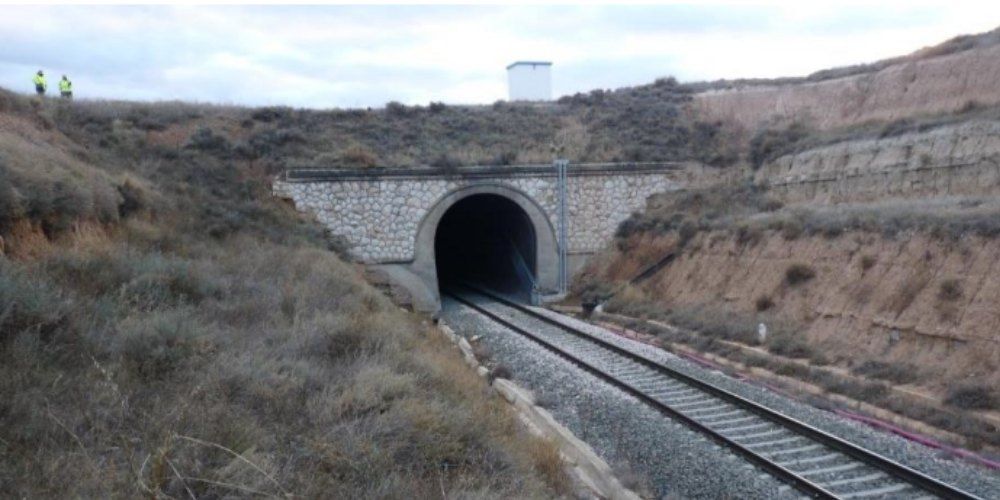 linea ferrocarril zaragoza teruel sagunto