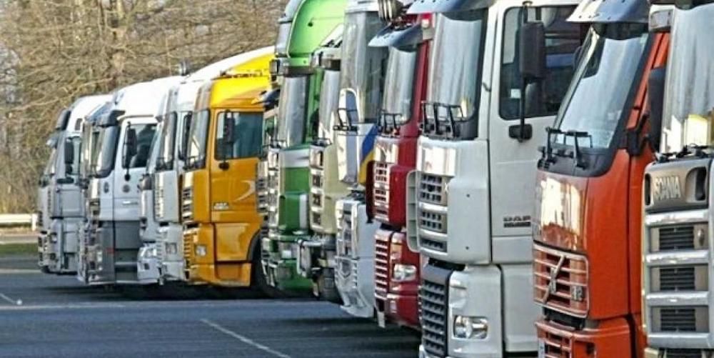 camiones en un aparcamiento fuente web ccoo pais vasco
