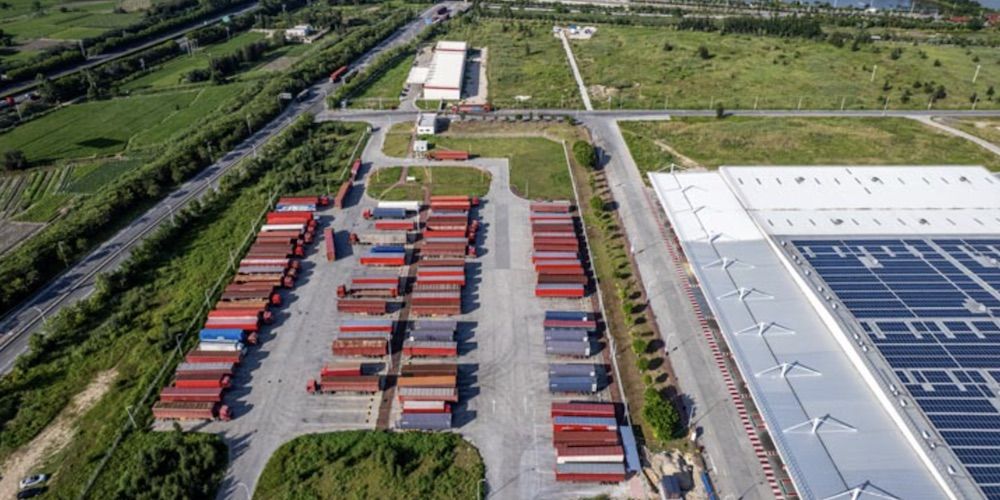 Savills almacenamiento aire libre