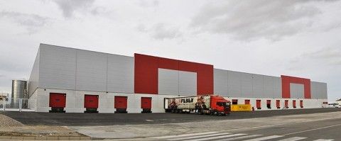 Centro logístico de Famosa en Alicante