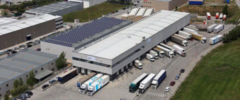 centro-logistico-de-ekol-en-barcelona