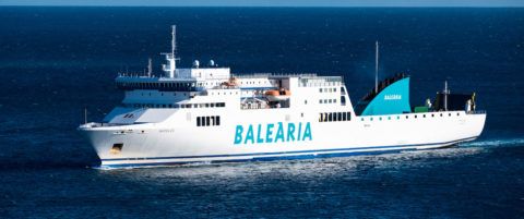 ferry-napoles-balearia