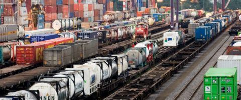 carga ferrocarril terminal